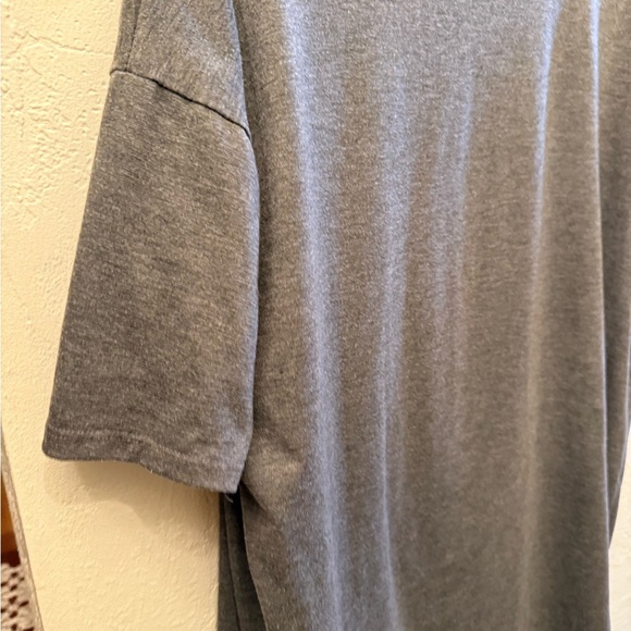 Lularoe Gray Carley Women's Top Sz Small - Picture 7 of 9